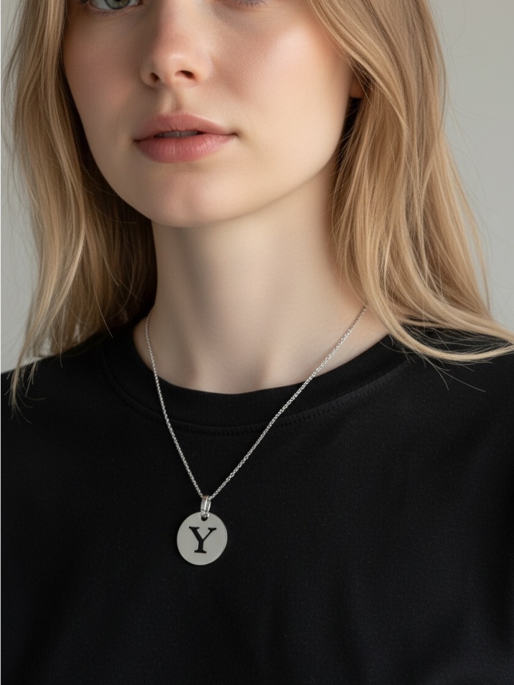 9/23 Sterling Silver Initial 'Y' Disc Necklace - Silver